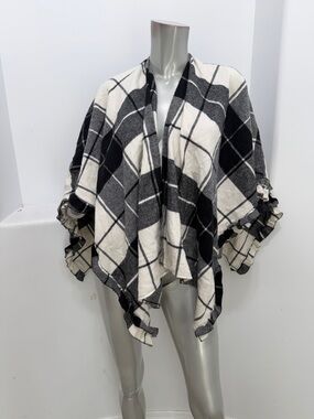 Unbranded Black and White Plaid Open Front Shawl Poncho